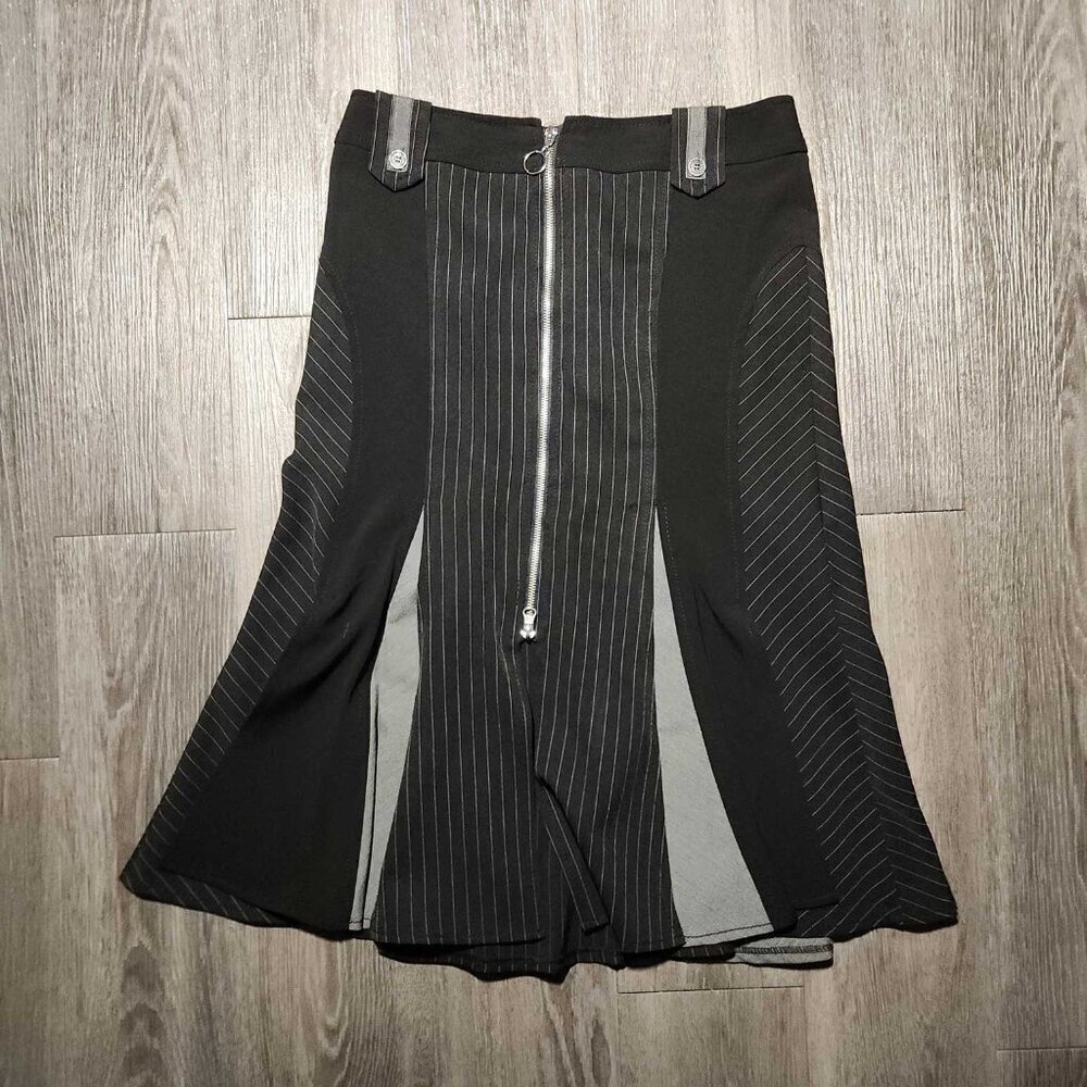 Vintage 90s black and grey gothic officecore striped blazer and skirt set - Picture 10 of 13